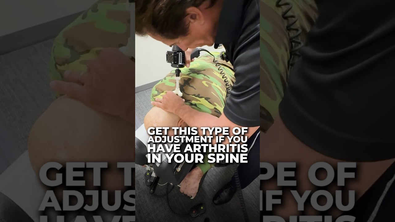 Dr. Ivan Bracic, DC, of Novaré Injury Care and Rehab treating a veteran with arthritis in his spine