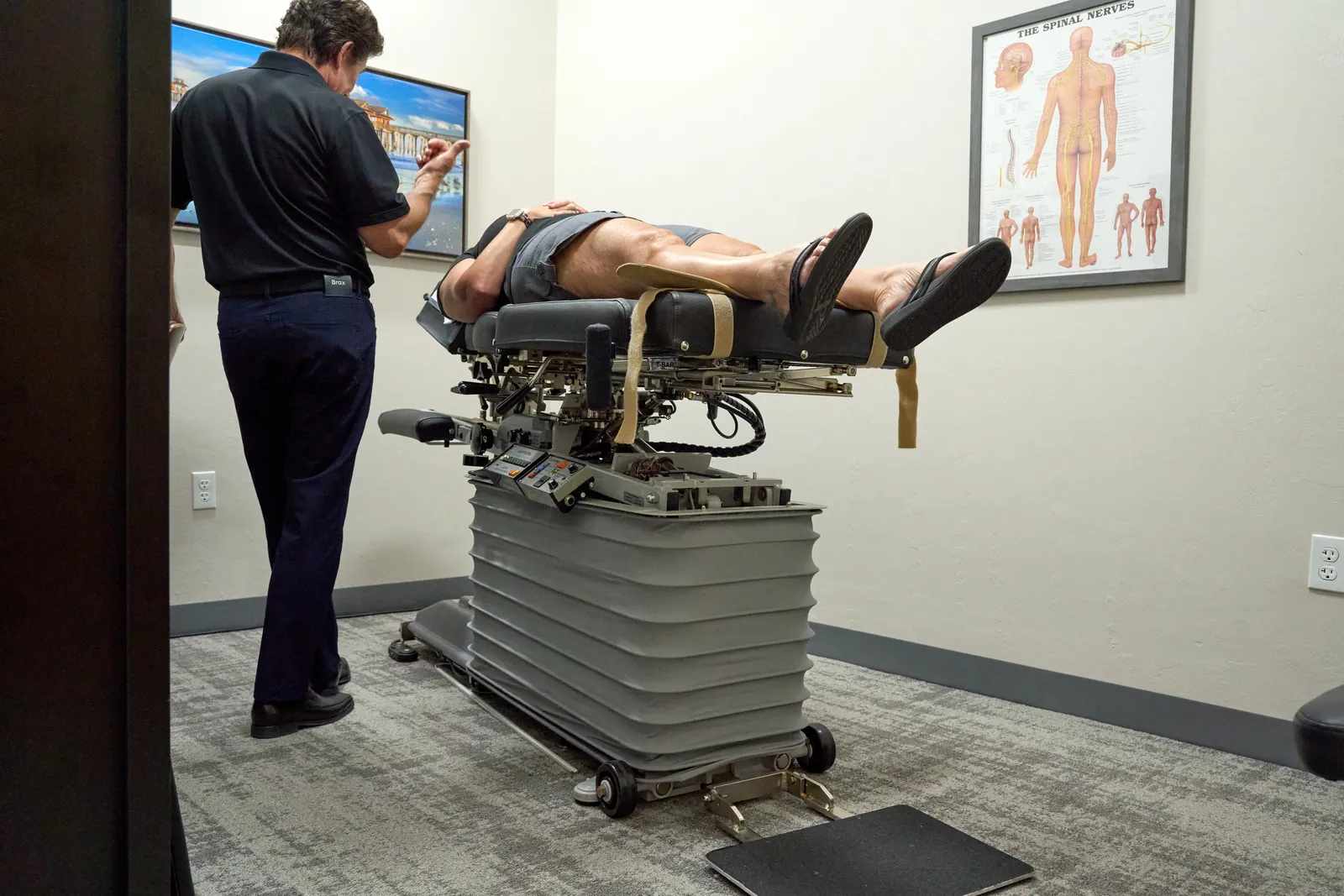 Bilingual same-day appointments at Novar&eacute; Injury Care in Lehigh Acres